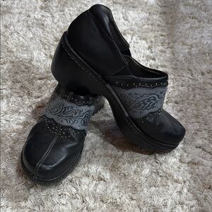 Ariat Black and Gray Mules with Sturdy Sole